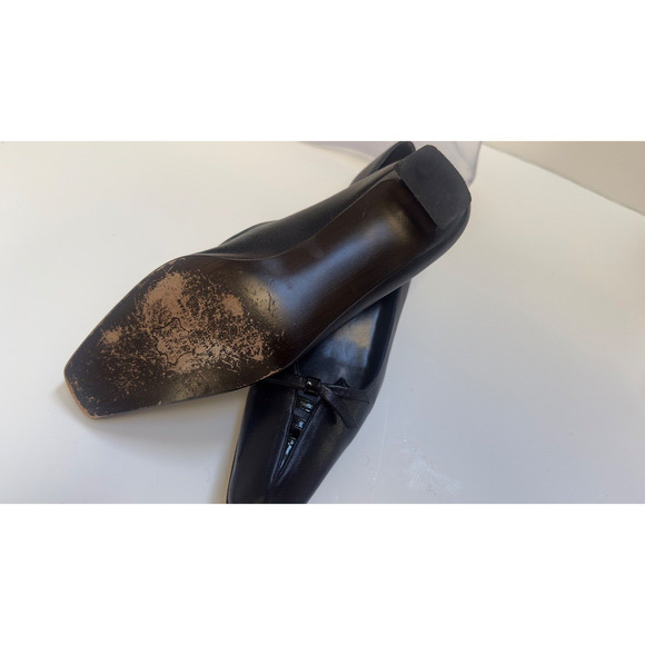 Stuart Weitzman Women's Pumps Leather Square Toe Bow Shoes Low‎ Heel Black 7M - Picture 11 of 11